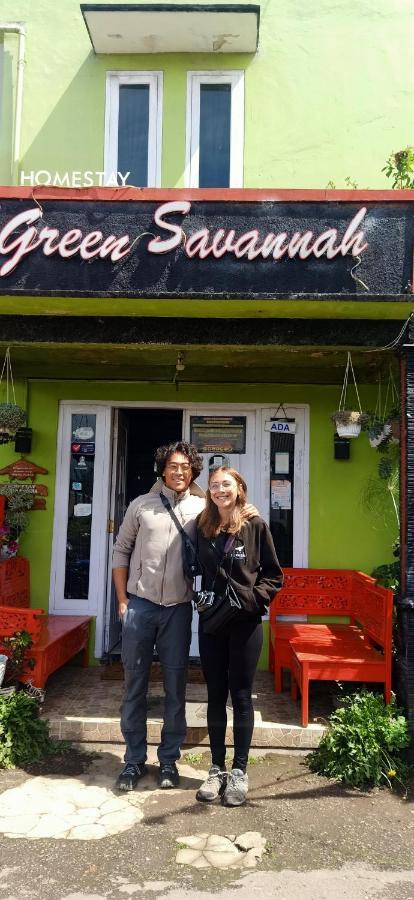 Green Savannah Homestay Syariah Diyeng Eksteriør bilde