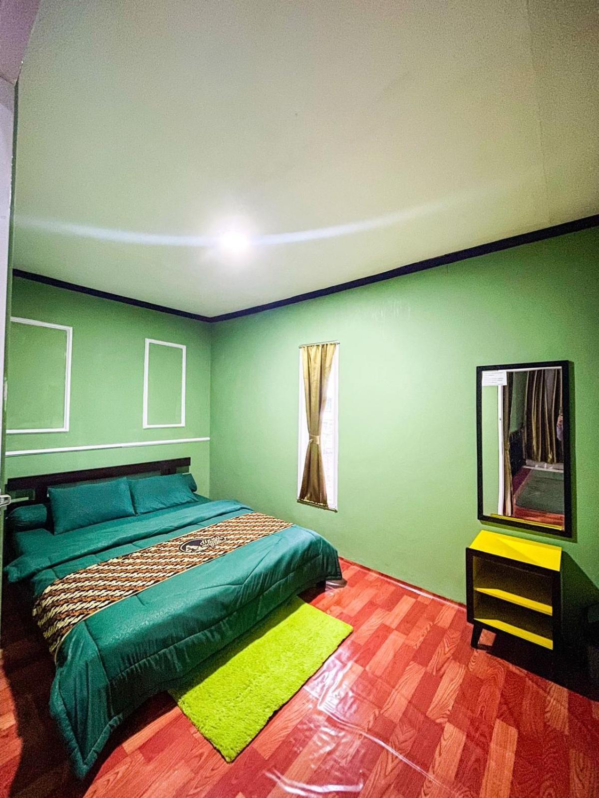 Green Savannah Homestay Syariah Diyeng Eksteriør bilde